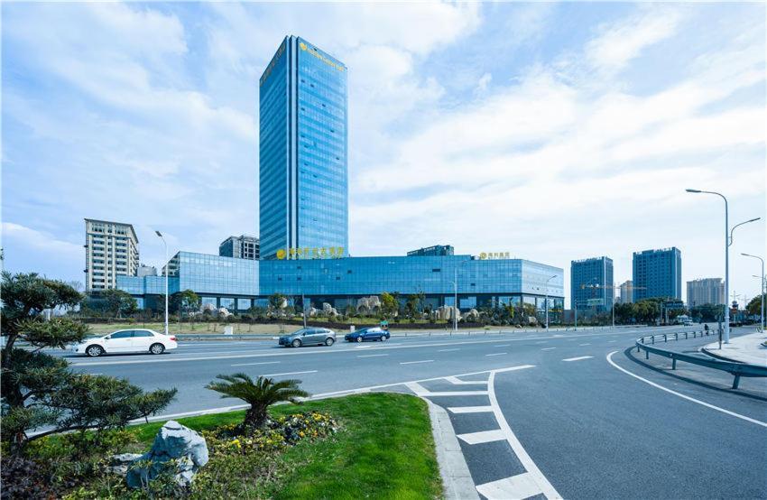 Haili New Century Grand Hotel Haiyan Haiyan  Экстерьер фото